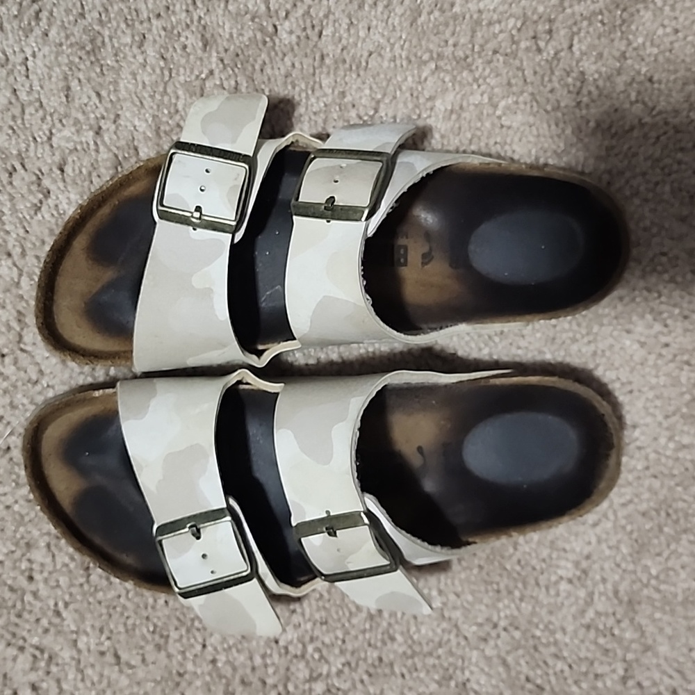 Birkenstock in camo size 7